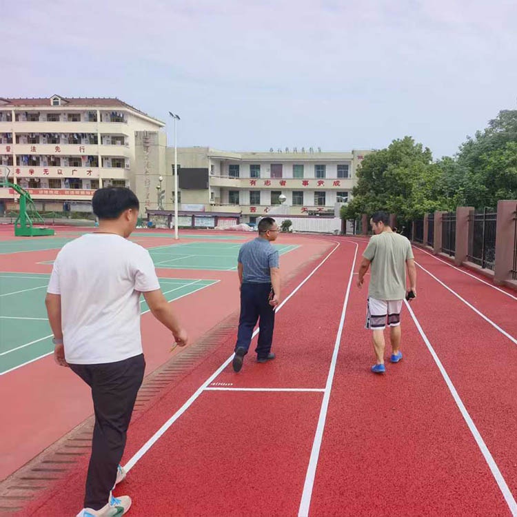 怀化二中硅PU跑道实景图