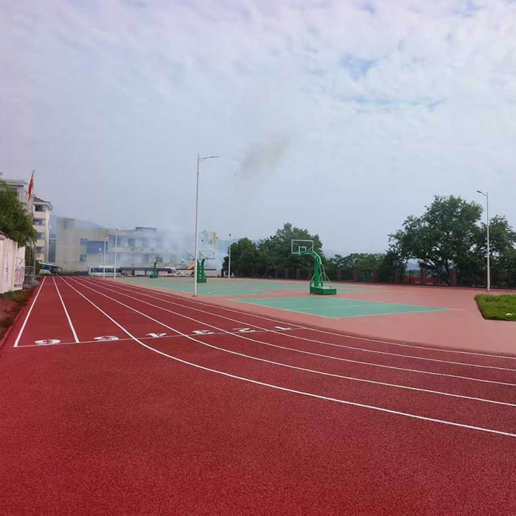 怀化二中硅PU跑道实景图