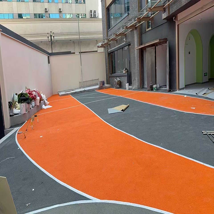 渝中区幼儿园epdm完工实景图