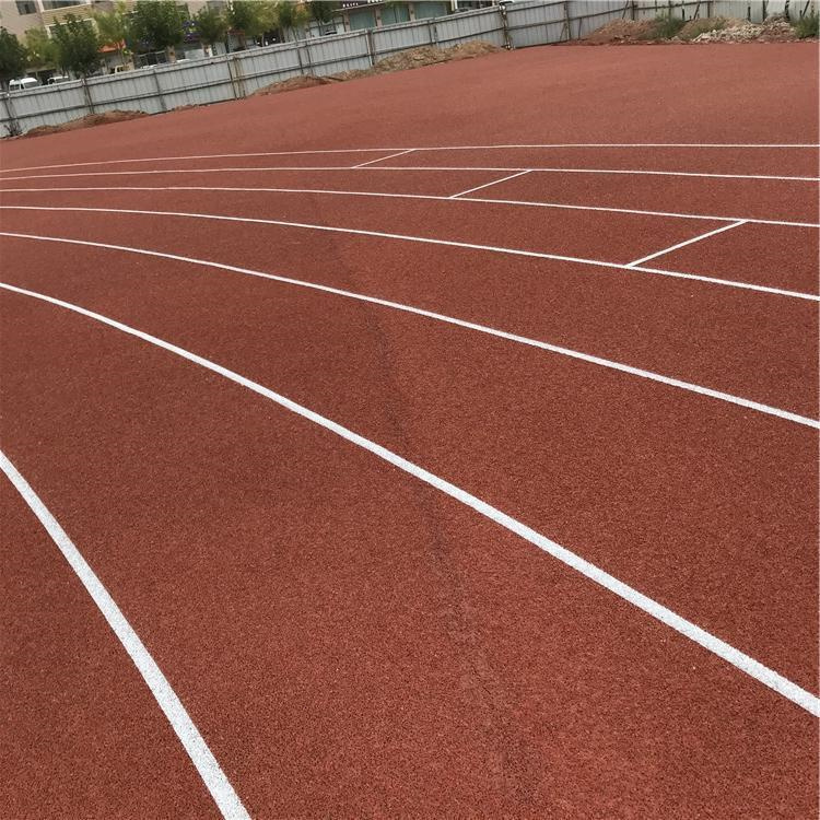 透气型塑胶跑道施工工艺流程详解（附关键控制点）